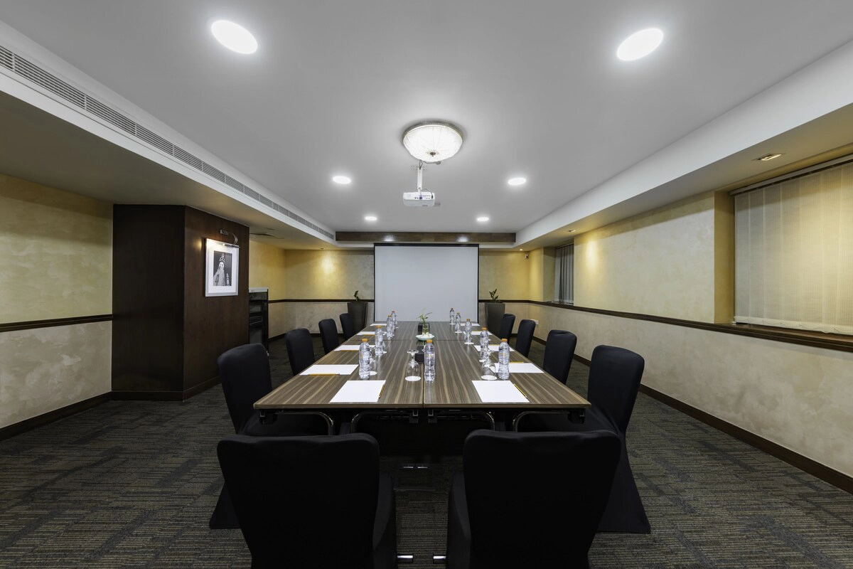 اتاق کنفرانس هتل سیتی مکس شارجه دبی